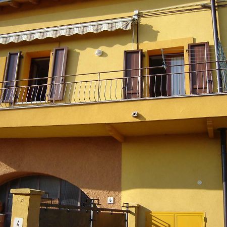 Casa Del Sole Appartamento N° 2 White And Gold Room Gavardo Buitenkant foto