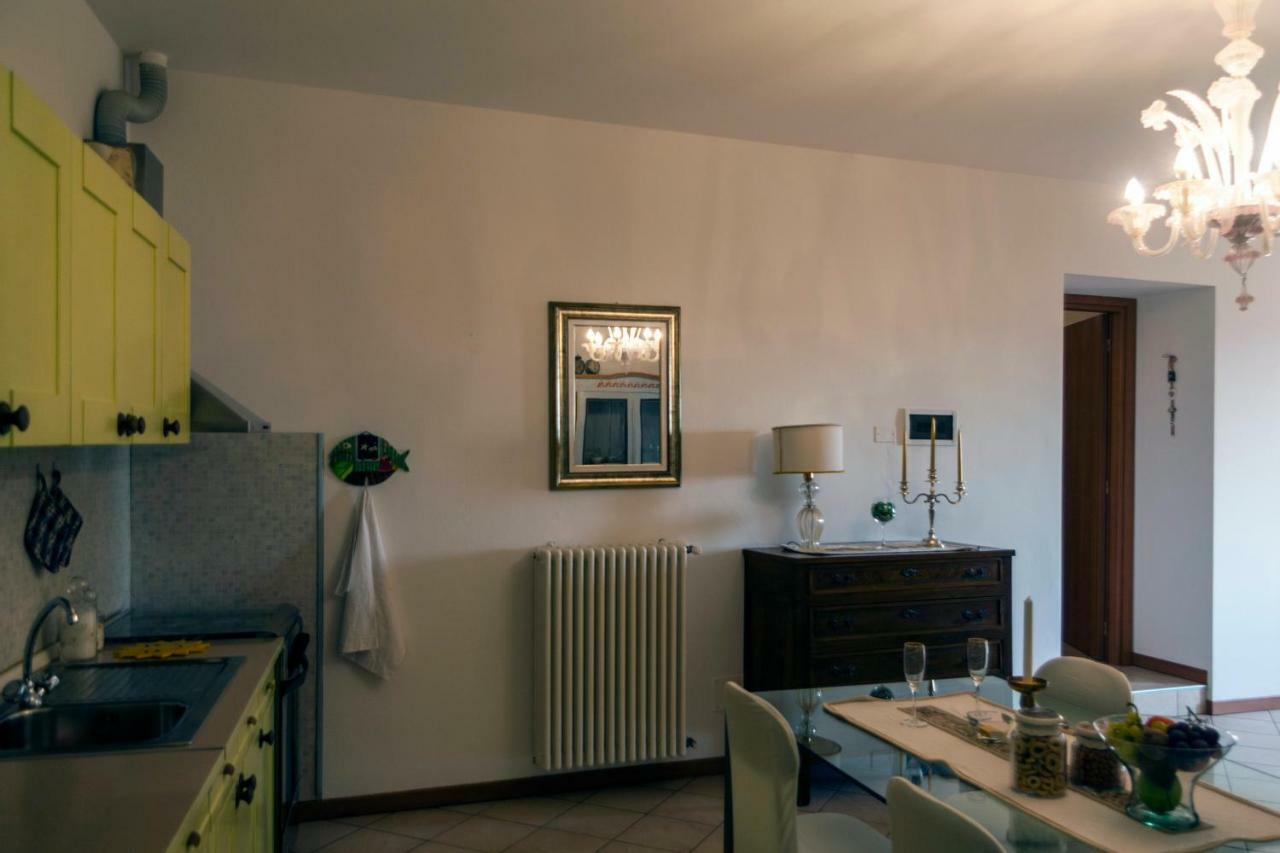 Casa Del Sole Appartamento N° 2 White And Gold Room Gavardo Buitenkant foto