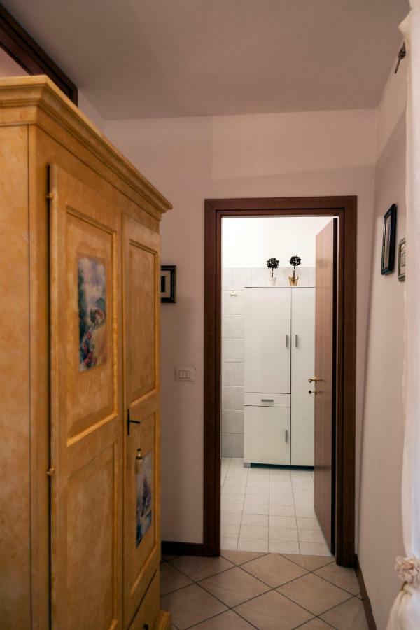 Casa Del Sole Appartamento N° 2 White And Gold Room Gavardo Buitenkant foto