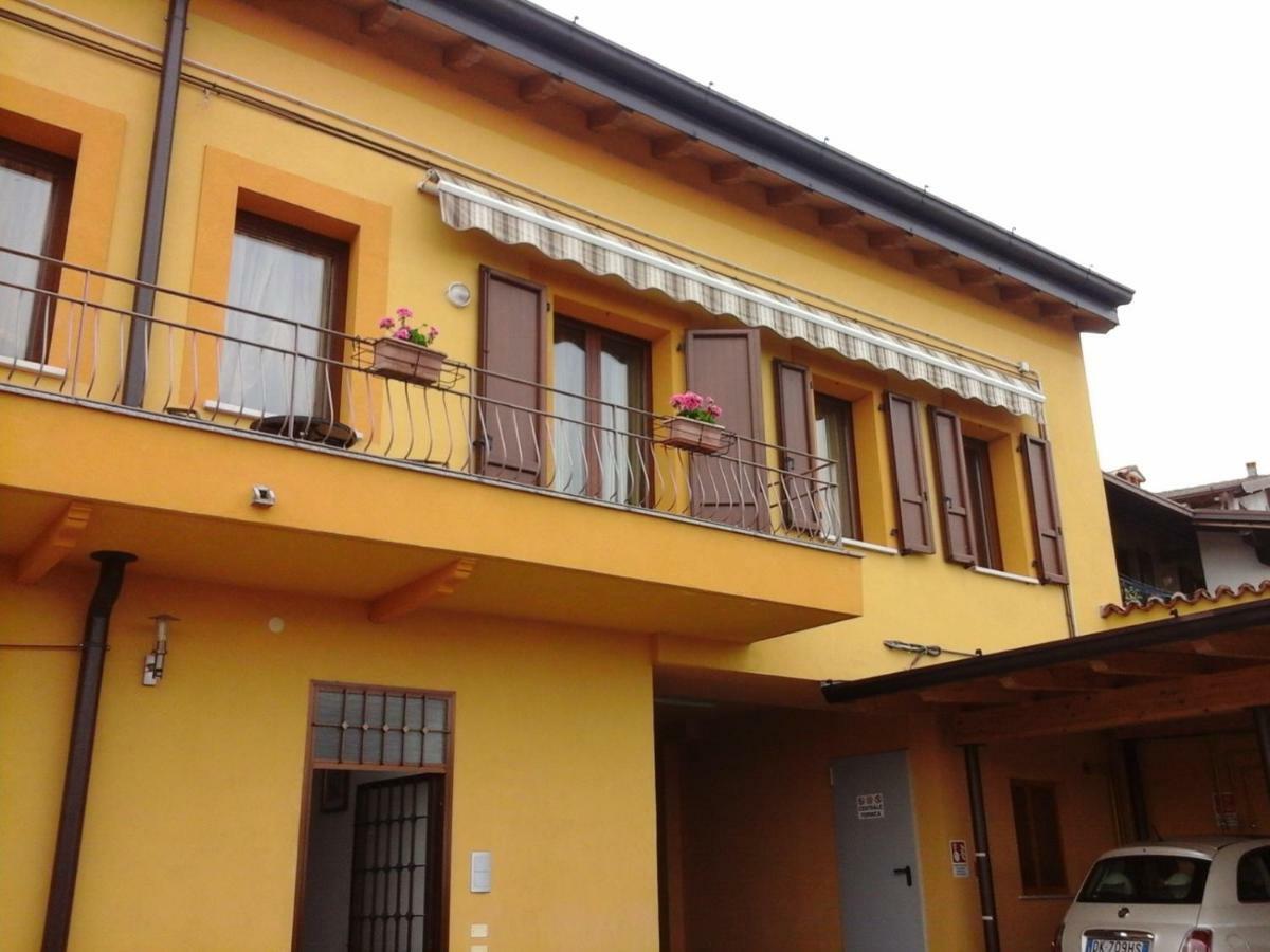 Casa Del Sole Appartamento N° 2 White And Gold Room Gavardo Buitenkant foto