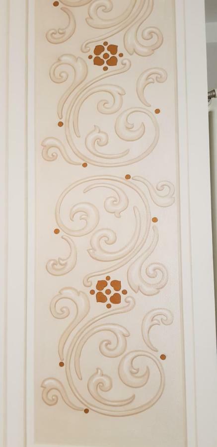 Casa Del Sole Appartamento N° 2 White And Gold Room Gavardo Buitenkant foto